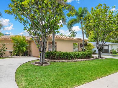1106 NE 3rd St, Hallandale, FL, 33009
