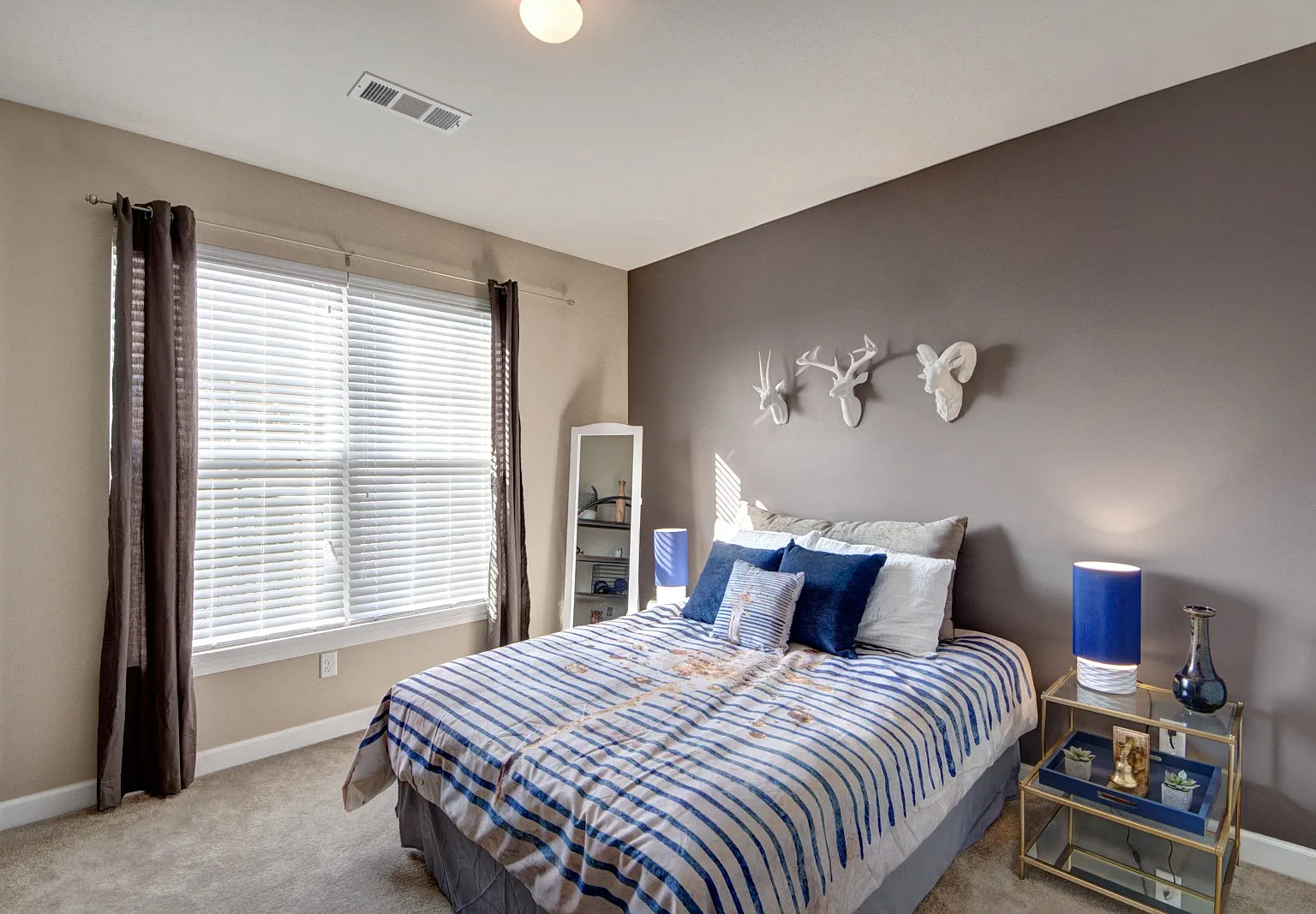 The Promenade Apartments at Pinnacle Hills — Photo 3