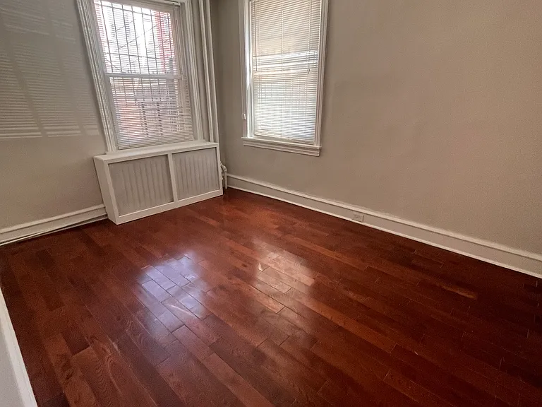 1812 Pine St #1R — Photo 11