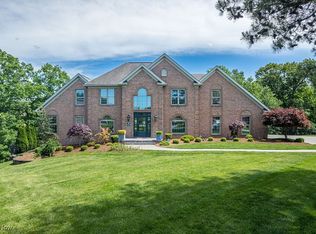 48 S Hills Pl, Parkersburg, WV 26101