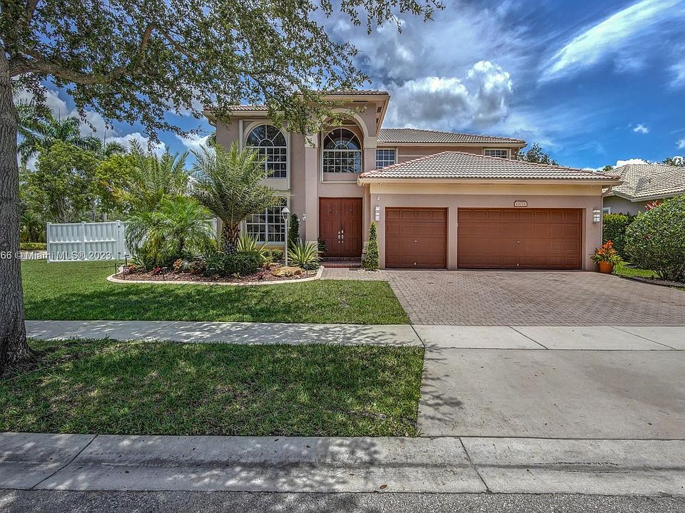 1st image of 13771 NW 16th St