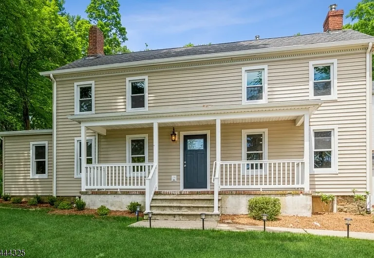 1225 Sussex Tpke — Photo 2