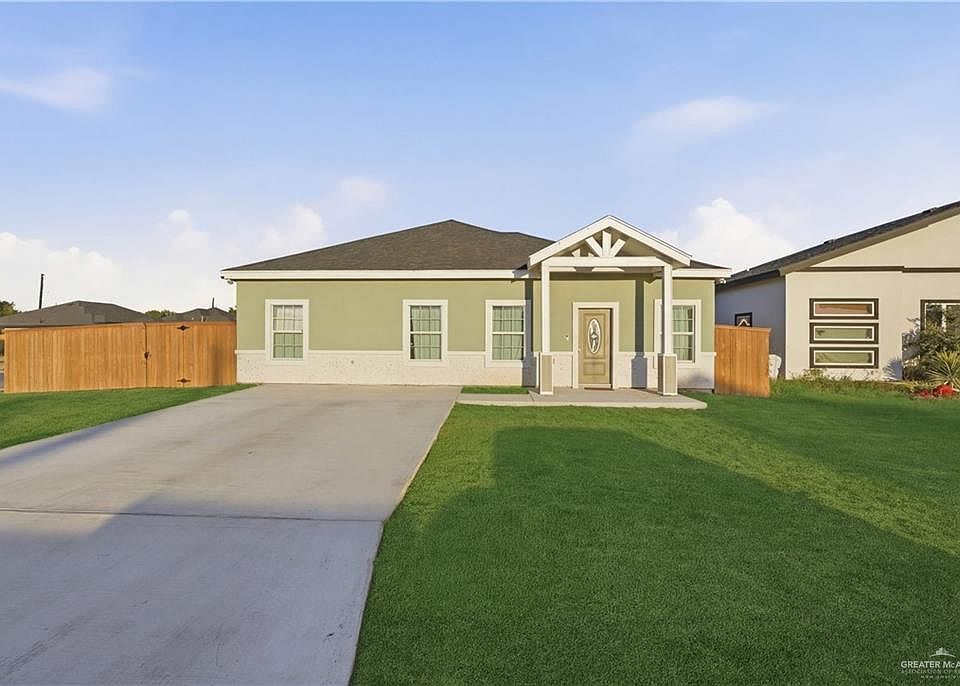 1st image of 804 Hawk St