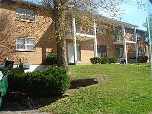 1st image of 2611 Tyrell Dr APT 1A