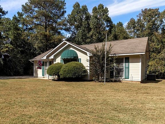 2nd image of 60 Lee Road 2015