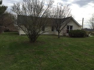1324 E Maumee St, Angola, IN 46703