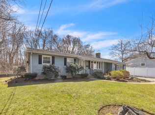 11 Knowles St, Auburn, MA 01501