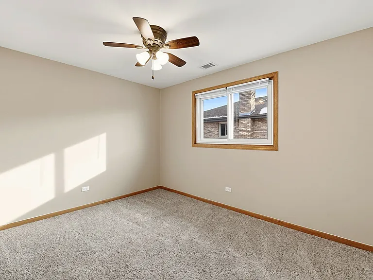 4311 N Grace St #2 — Photo 12