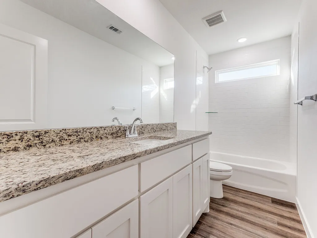 3 bed, 1492 sqft, $1,500 — Photo 2