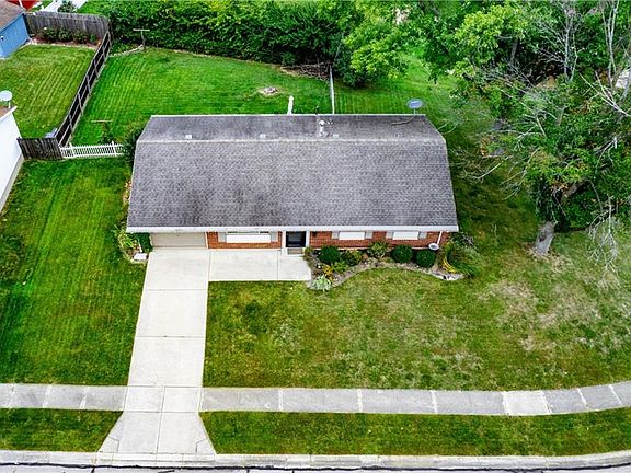 4th image of 373 Hillhaven Dr