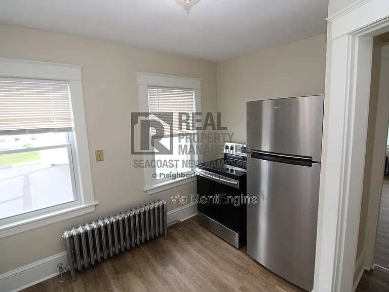 23 Grove St #B — Photo 4