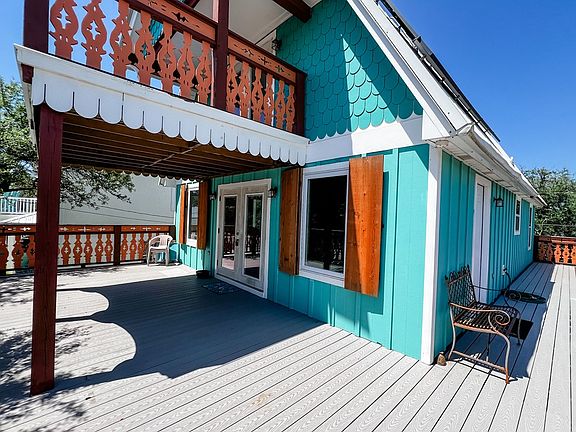 4th image of 58 Magnolia Ave