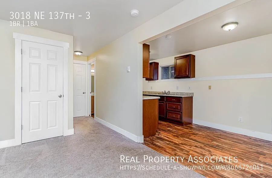 Lake City Apartment — Photo 2