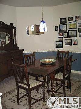 3rd image of 1714 Larkspur Dr