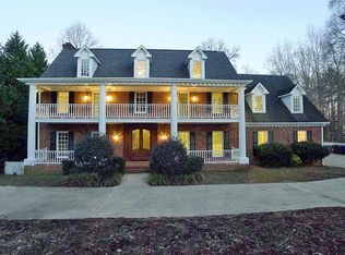 2020 Aurora Dr, Raleigh, NC 27615