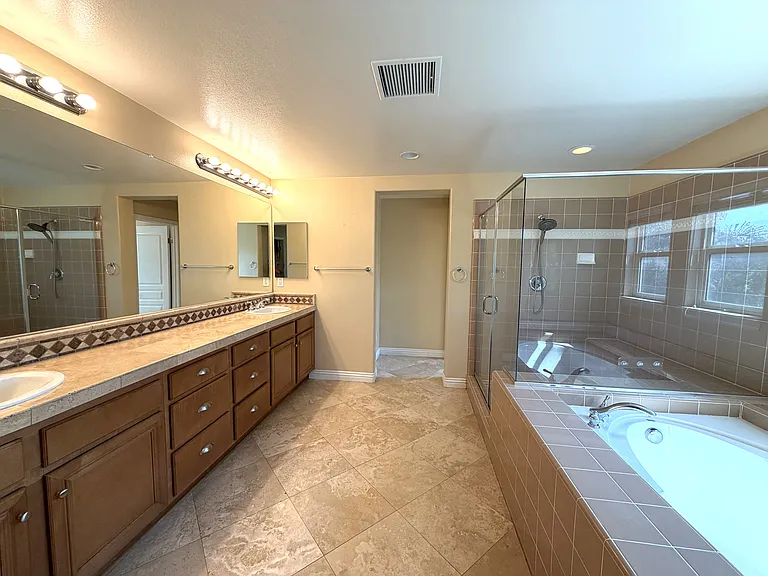 6363 Hazel St — Photo 14