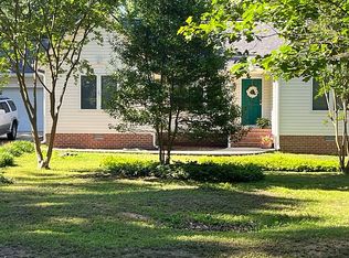 112 E Branch Rd, Yorktown, VA 23692