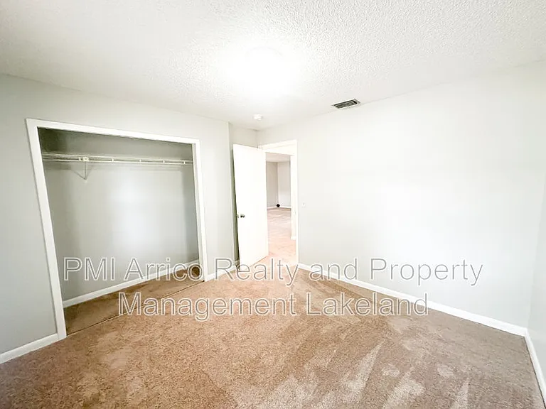585 N Scenic Hwy — Photo 5
