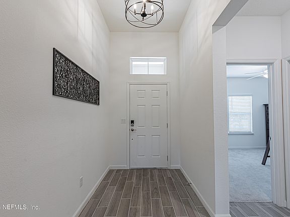 3rd image of 2762 CROSSFIELD Drive