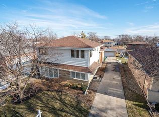 10401 S Lawler Ave, Oak Lawn, IL 60453