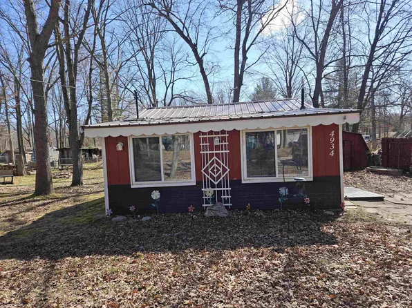 4934 Knollwood St, Harrison, MI 48625