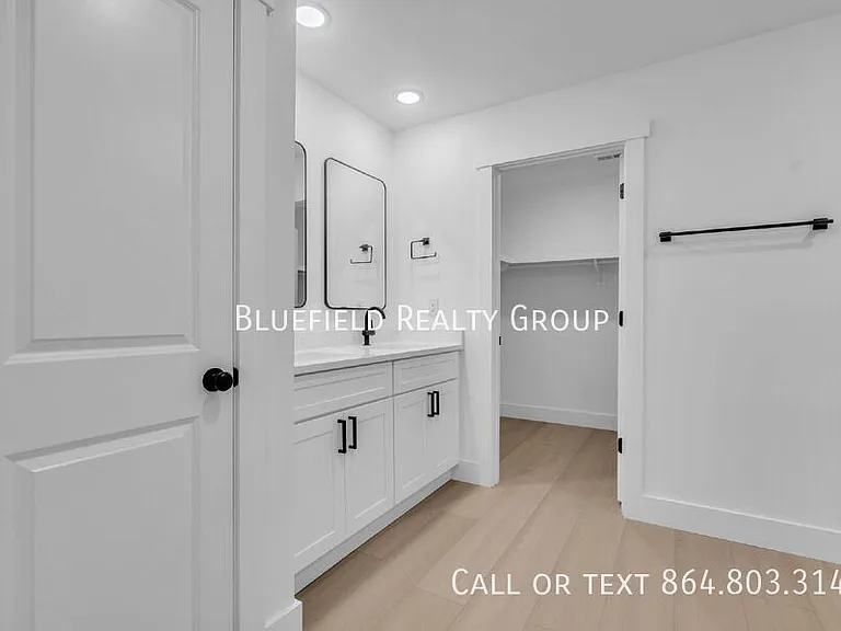 72 Blackstock Rd — Photo 14