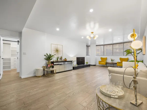 133-38 Sanford Avenue image 5 of 21