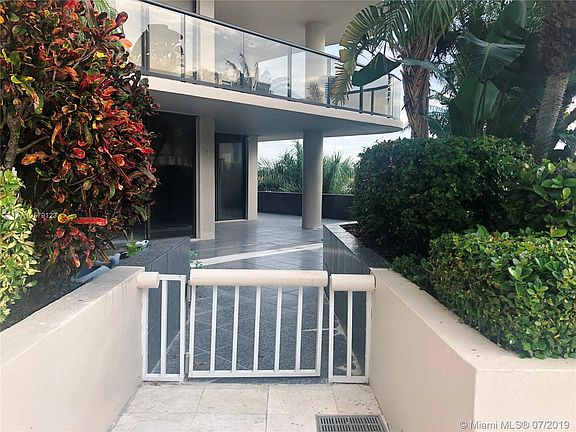 2nd image of 19667 Turnberry Way APT 3K