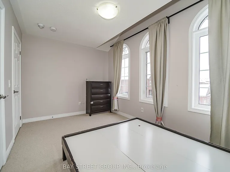 7 Gordon Landon Dr — Photo 29
