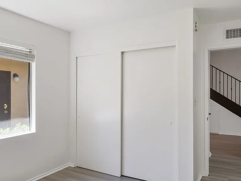 3565 W Savanna St #5 — Photo 14