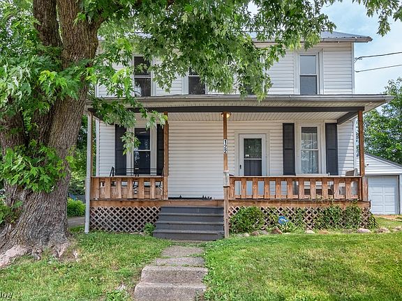 3rd image of 122 Brunner Ct