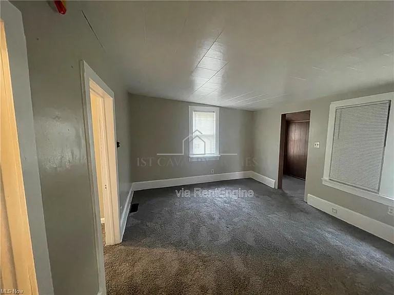 1213 Sherman St — Photo 8