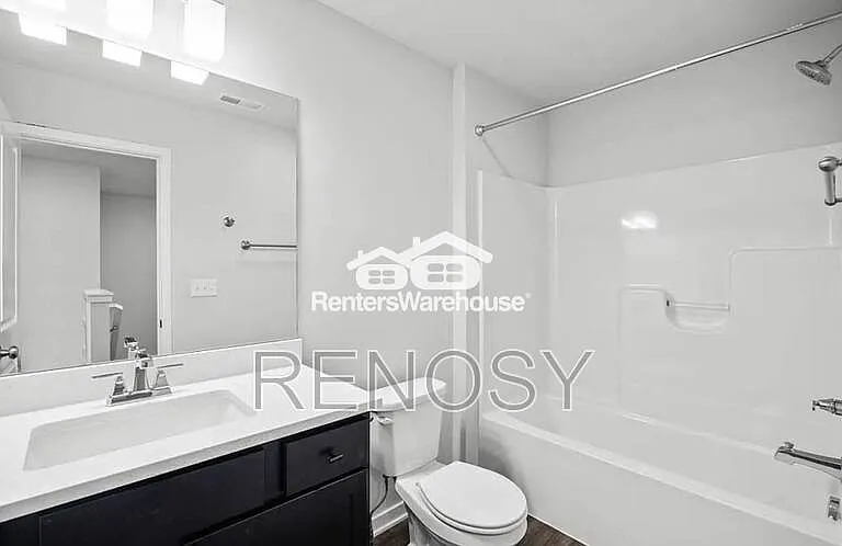 3622 NE Kara Ln — Photo 11