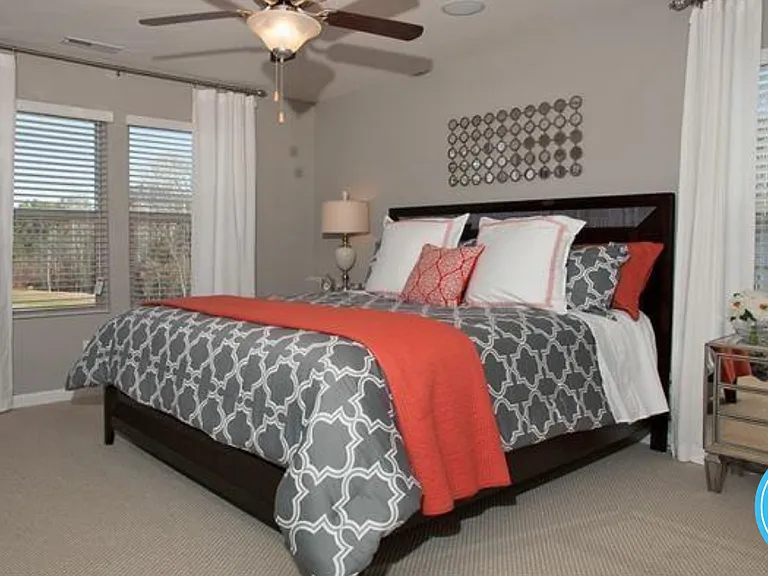 4490 Middletown Dr — Photo 23