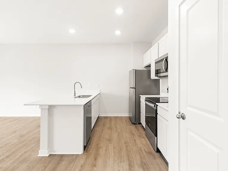 954 Sherwood Loop — Photo 11