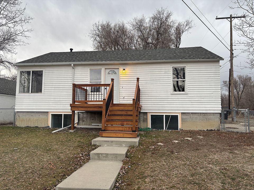 1st image of 3615 6th Ave S