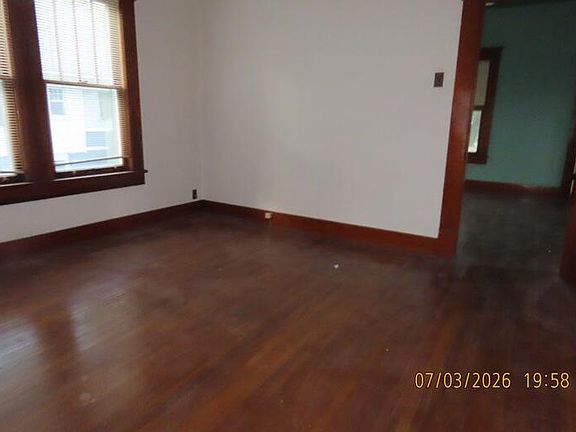 5th image of 301 N Elm Street