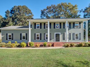 1063 Dominion Dr, Hanahan, SC 29410