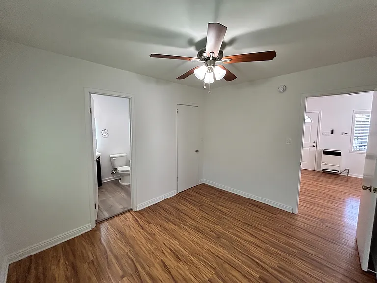 1685-1697 N Summit Avenue 109 #137 — Photo 20