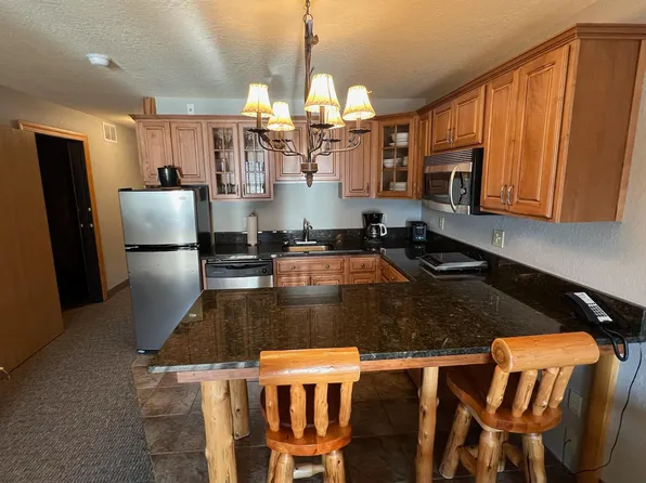 6373 Wynne Creek Dr #235, Biwabik, MN 55708