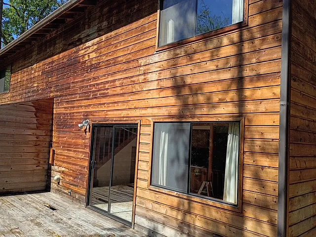 2 bed, 1.5 bath, 1110 sqft, $1,295 — Photo 2
