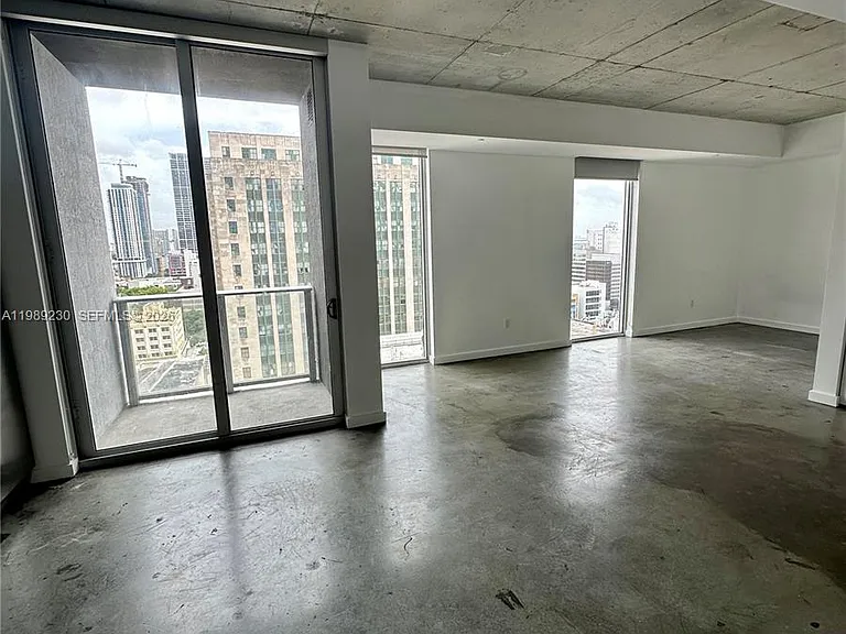 151 SE 1st St #1608 — Photo 3