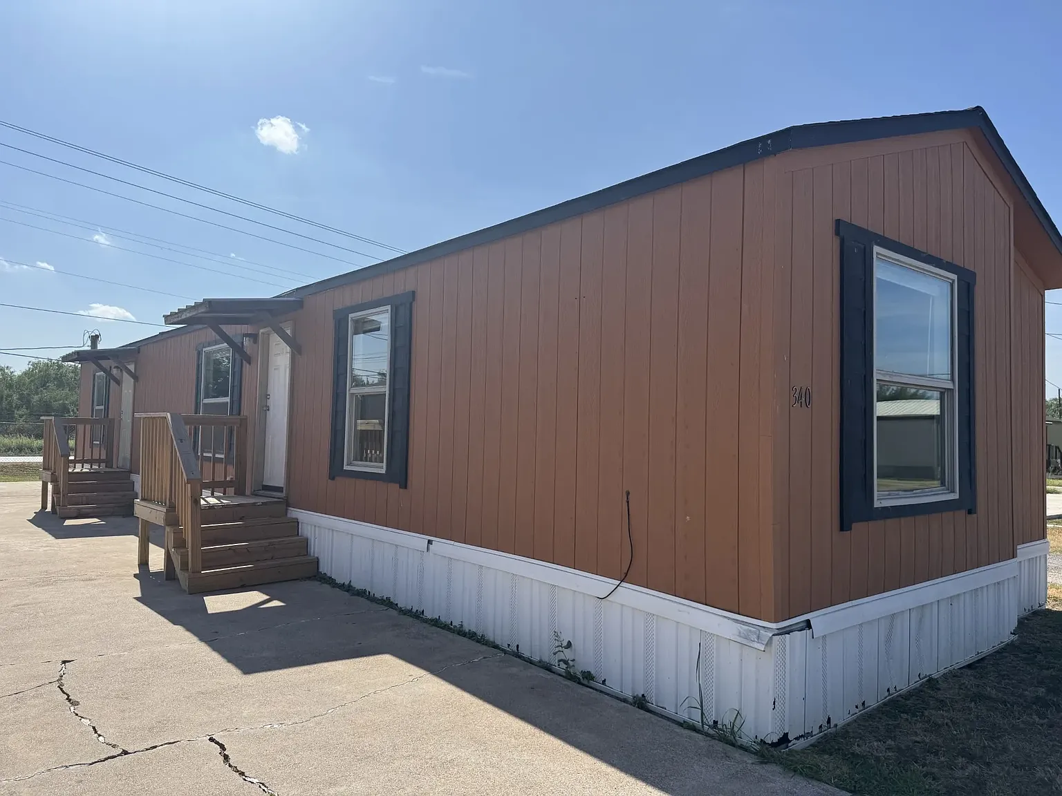 3 bed, 960 sqft, $799 — Photo 2