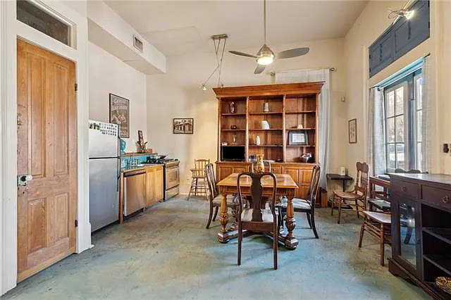 600 Marigny St — Photo 4
