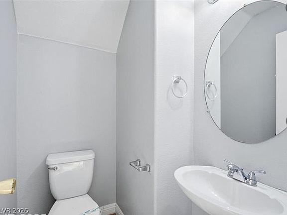 5th image of 2281 Hidden View St