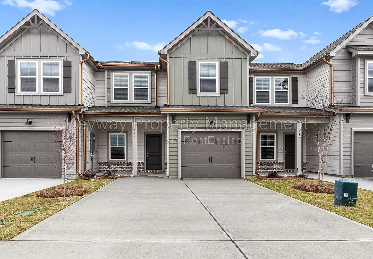 3 bed, 2.5 bath, 1635 sqft, $1,850 — Photo 2