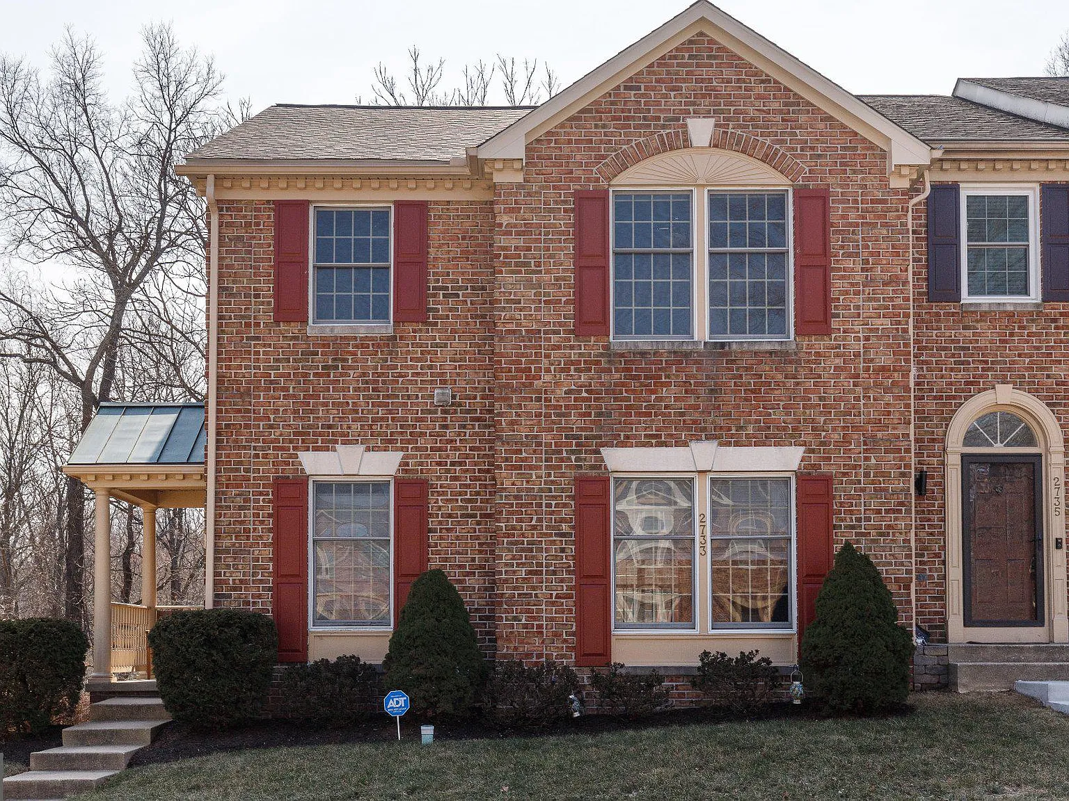 3 bed, 4.0 bath, 2062 sqft, $3,200 — Photo 3