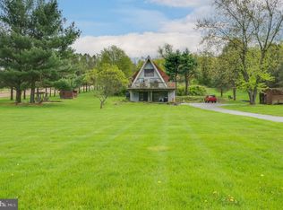 117 Conrad Rd, Fleetwood, PA 19522