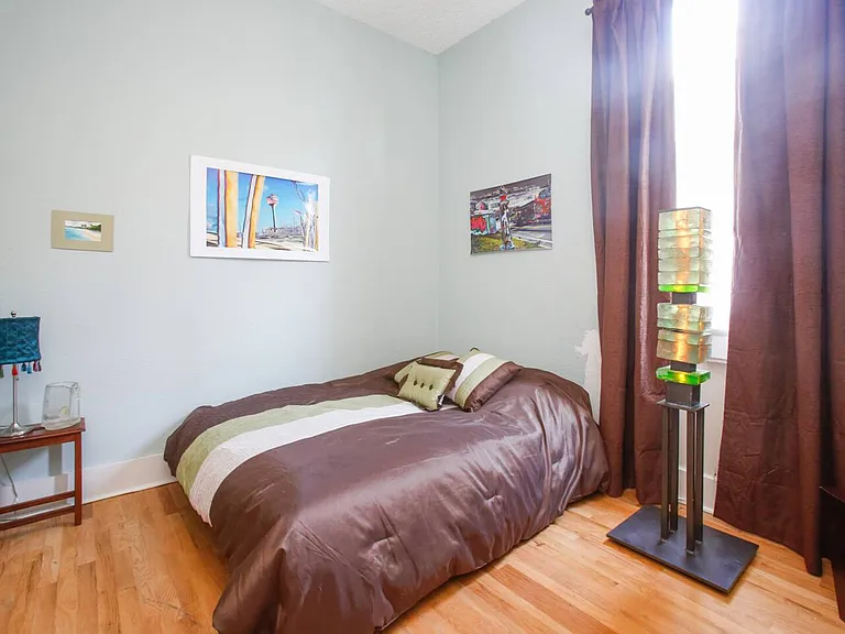 Jeannette St — Photo 10