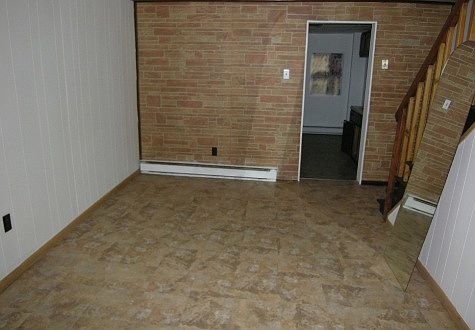 2nd image of 19 E Laurel St